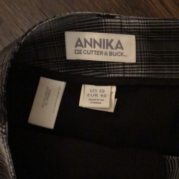 Cutter & Buck Annika Shorts-Stretch - Picture 3 of 10